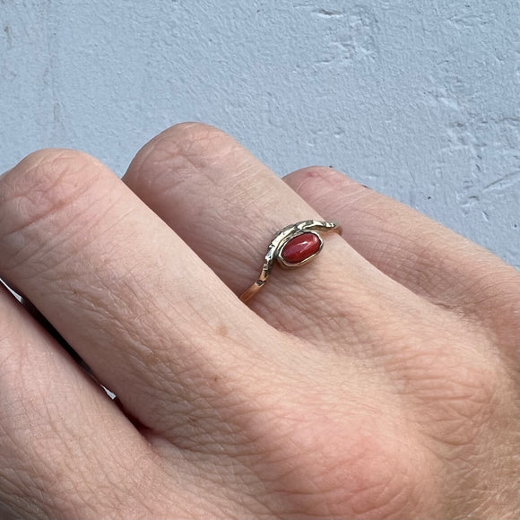 Coral + 14k Gold Ring • Size 6.5